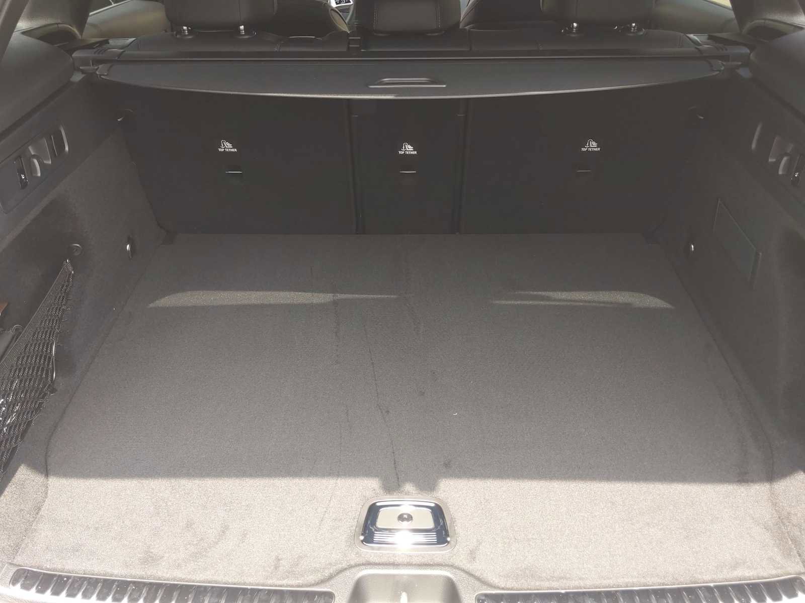 Used 2025 Mercedes-Benz GLC 300 4MATIC image 35