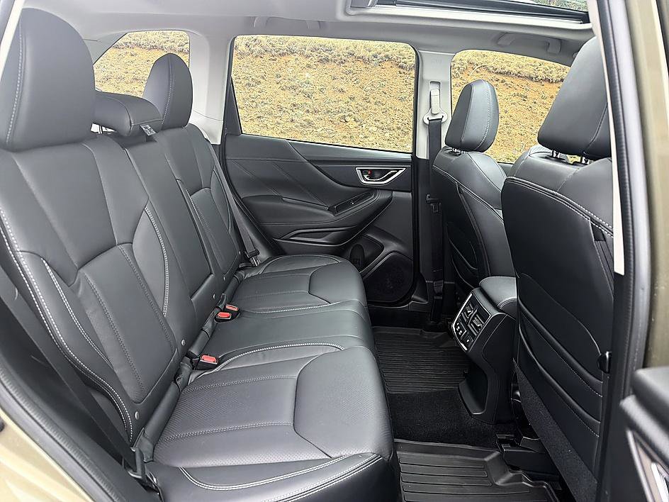 Used 2023 Subaru Forester Touring AWD/4WD image 22
