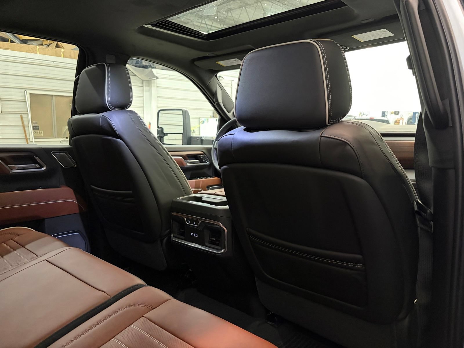 Used 2026 GMC Sierra 3500 Denali Ultimate AWD/4WD image 31