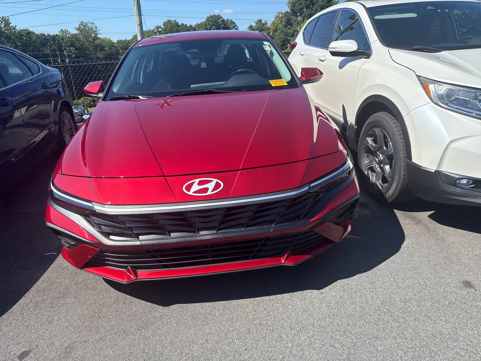 Used 2024 Hyundai Elantra Blue FWD image 2