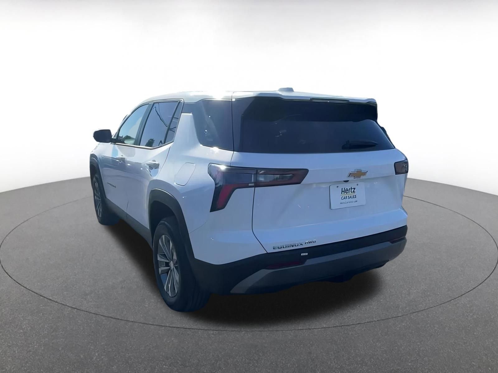 Used 2025 Chevrolet Equinox LT image 11