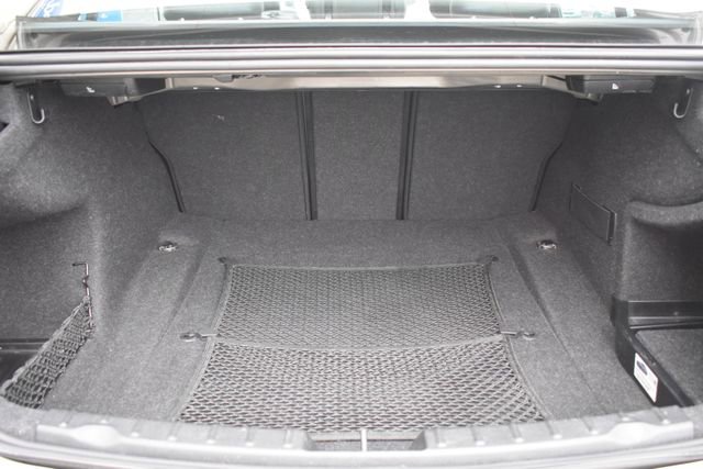 Used 2016 BMW 328i xDrive Sedan w/ Technology Package image 43