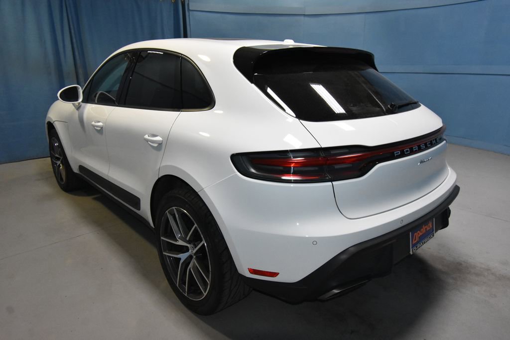 Used 2022 Porsche Macan image 3