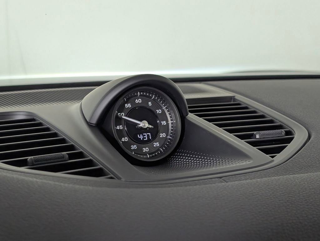 New 2026 Porsche Panamera 4 image 32