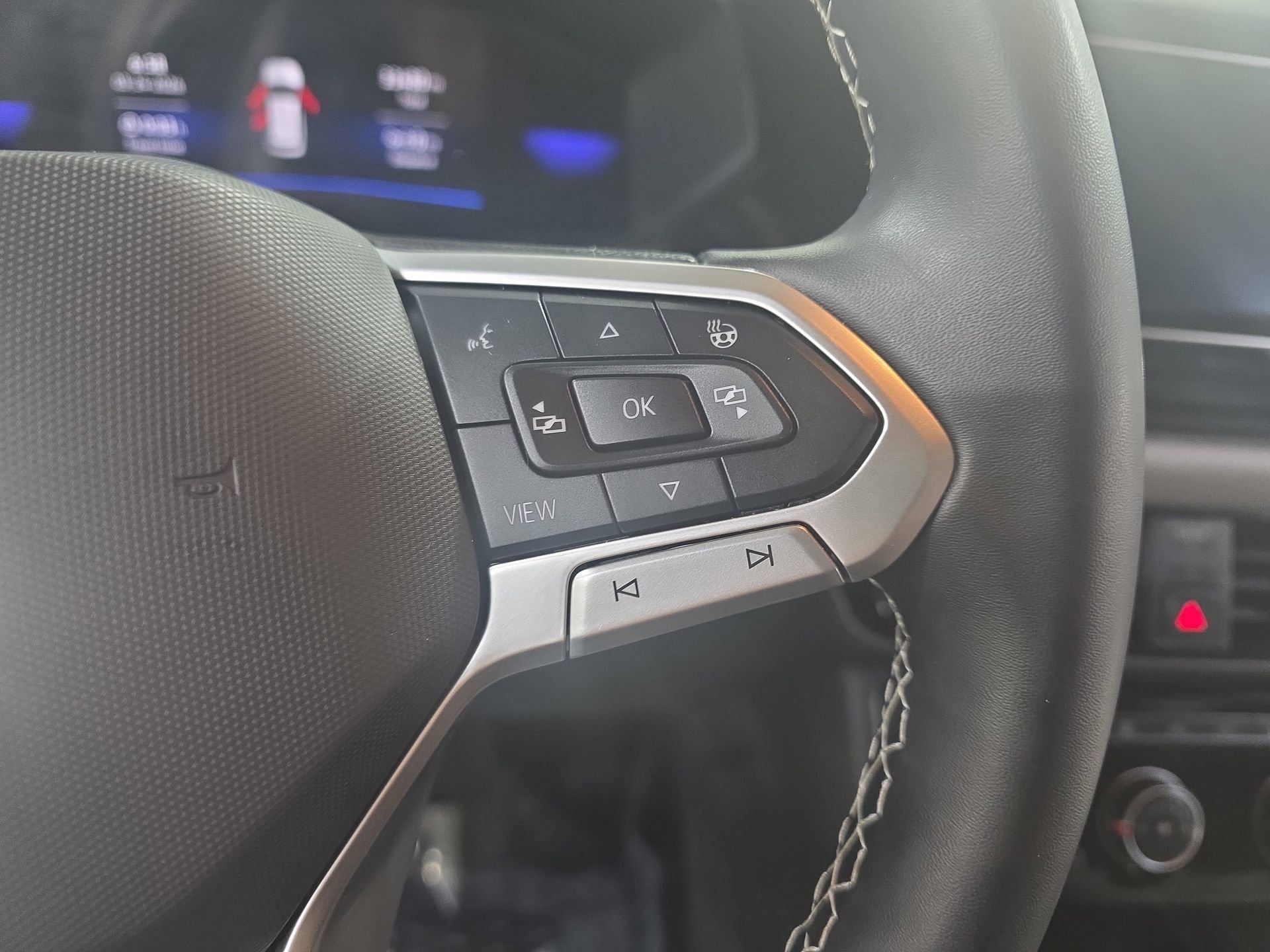 Used 2024 Volkswagen Taos S image 17