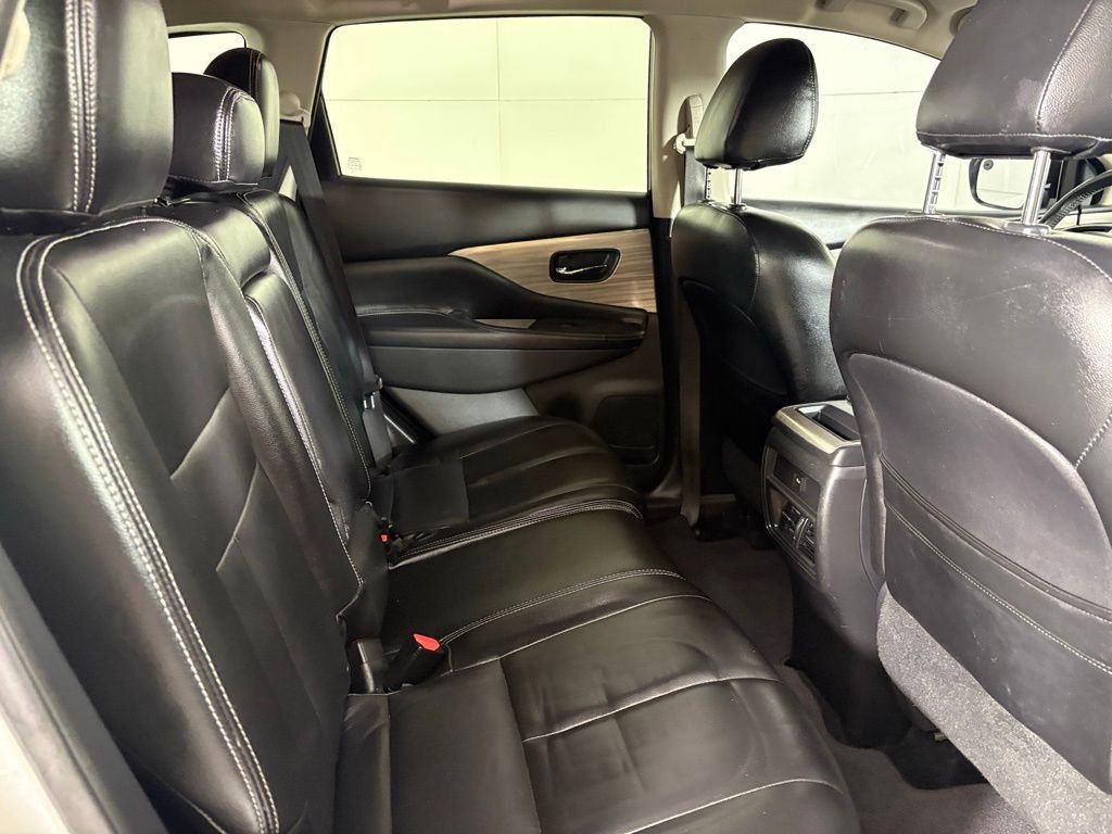 Used 2016 Nissan Murano SV image 16