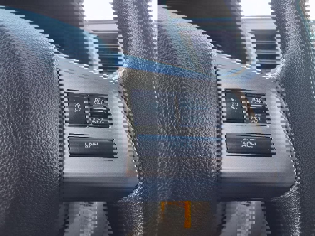 Used 2014 Subaru Outback 2.5i w/ Alloy Wheel Package image 6