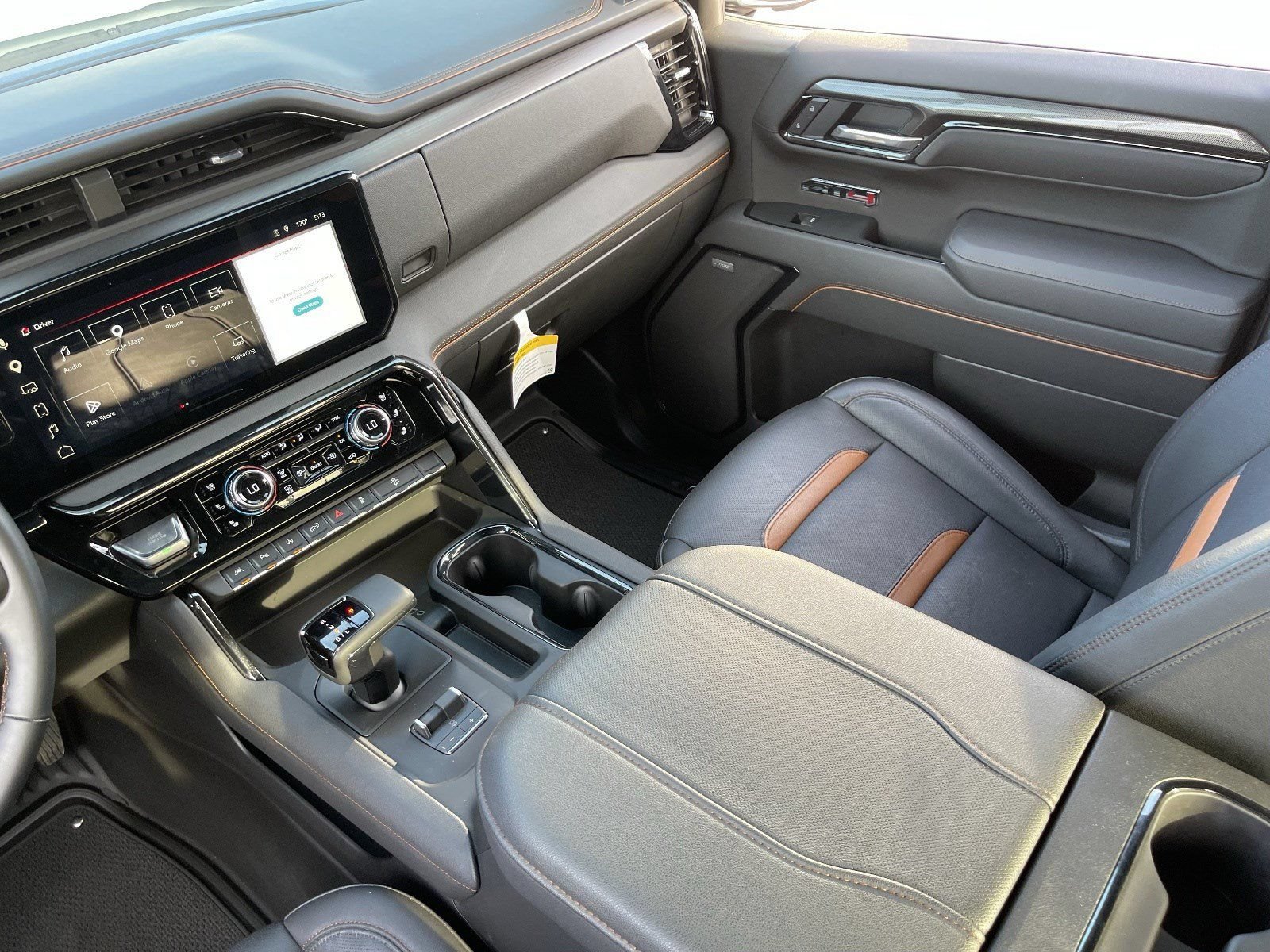 Certified 2026 GMC Sierra 1500 AT4 w/ Technology Package AWD/4WD image 17
