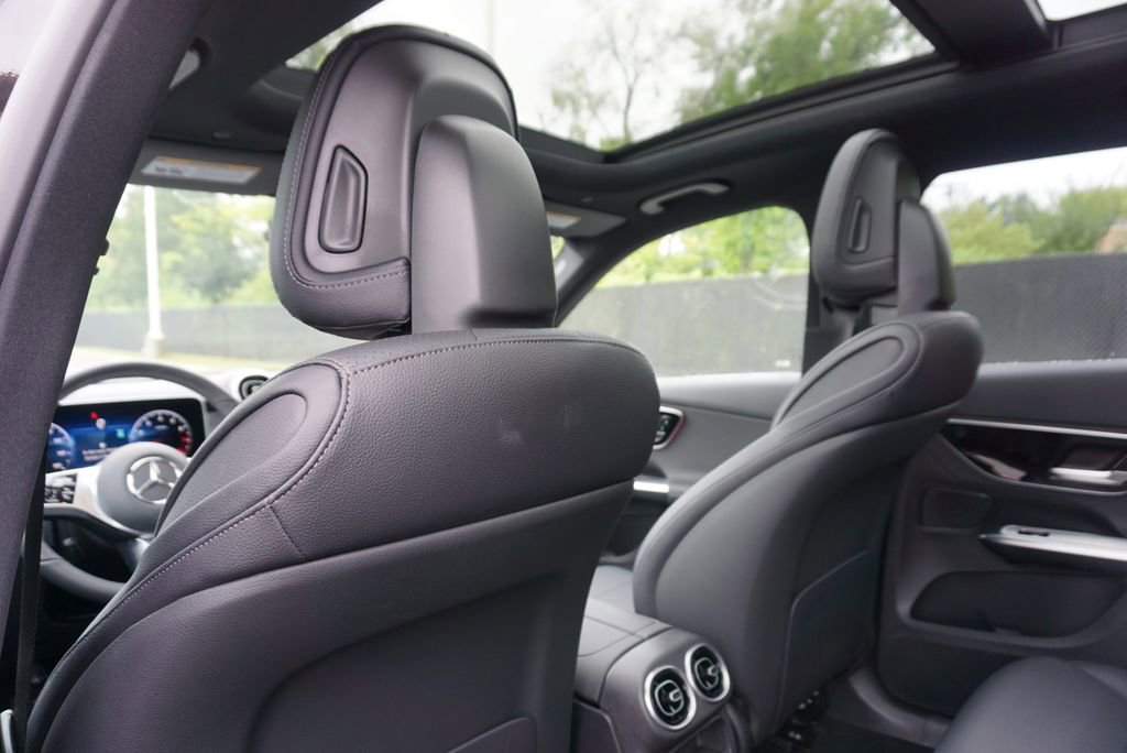 Certified 2025 Mercedes-Benz GLC 300 image 15