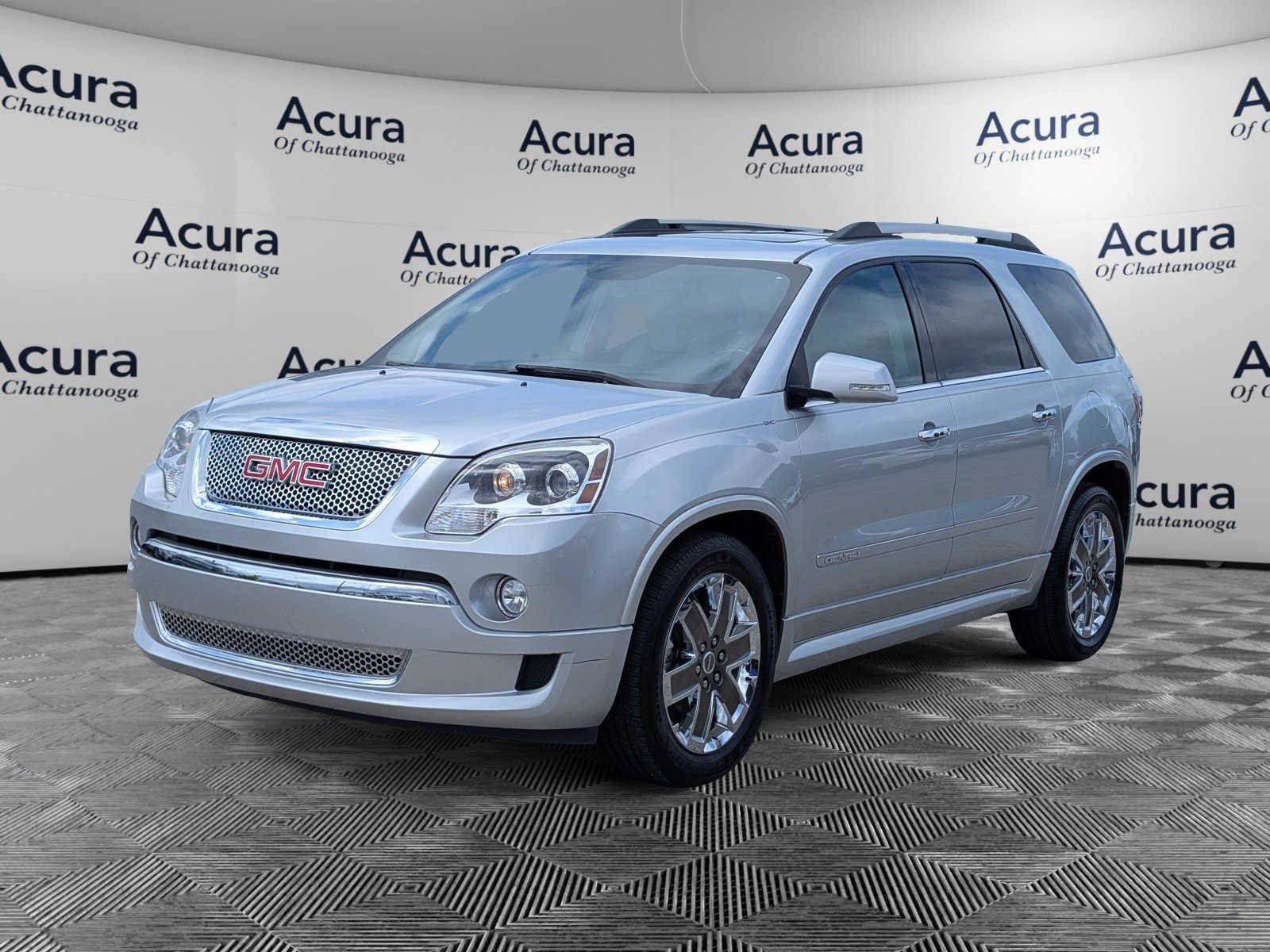 Used 2011 GMC Acadia Denali FWD image 4