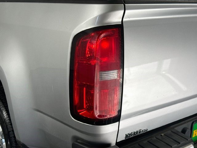 Used 2020 Chevrolet Colorado LT RWD image 34