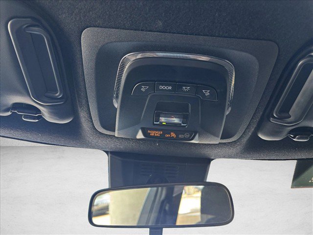 Used 2025 Toyota Corolla SE FWD image 21