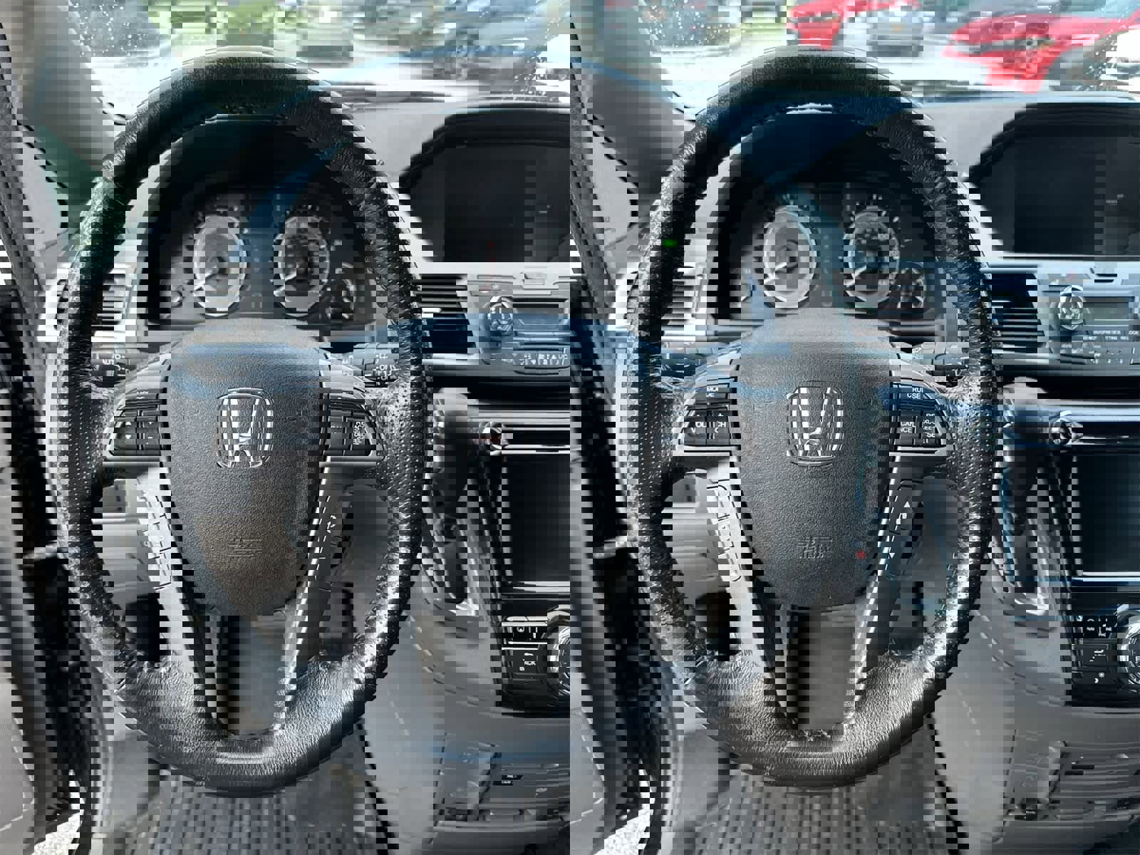 Used 2015 Honda Odyssey Touring Elite image 18