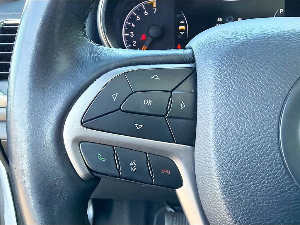 Used 2019 Jeep Grand Cherokee Altitude image 38