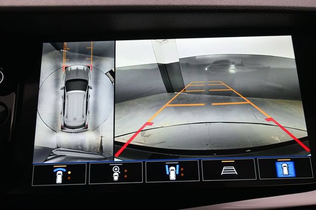 Used 2022 Buick Envision Avenir w/ Technology Package II AWD/4WD image 39