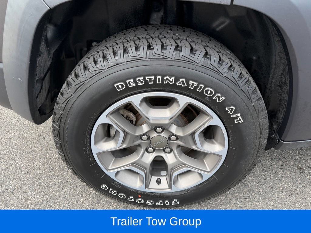 Used 2021 Jeep Cherokee Trailhawk w/ Sun, Sound & Nav Group AWD/4WD image 15