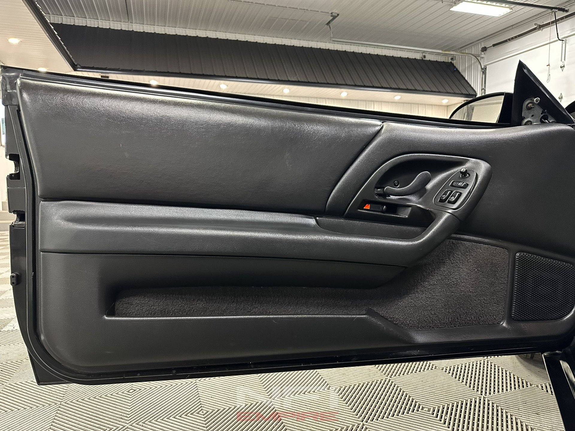 Used 2002 Chevrolet Camaro Z28 image 39