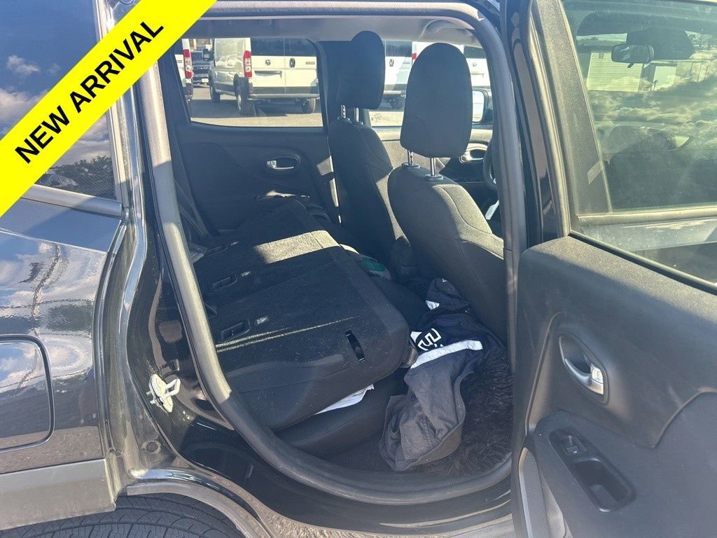 Used 2021 Jeep Renegade Sport image 11