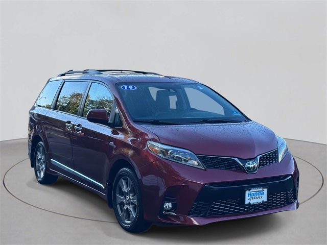 Used 2019 Toyota Sienna SE Premium