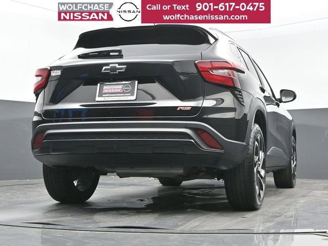 Used 2024 Chevrolet Trax RS w/ Sunroof Package image 26