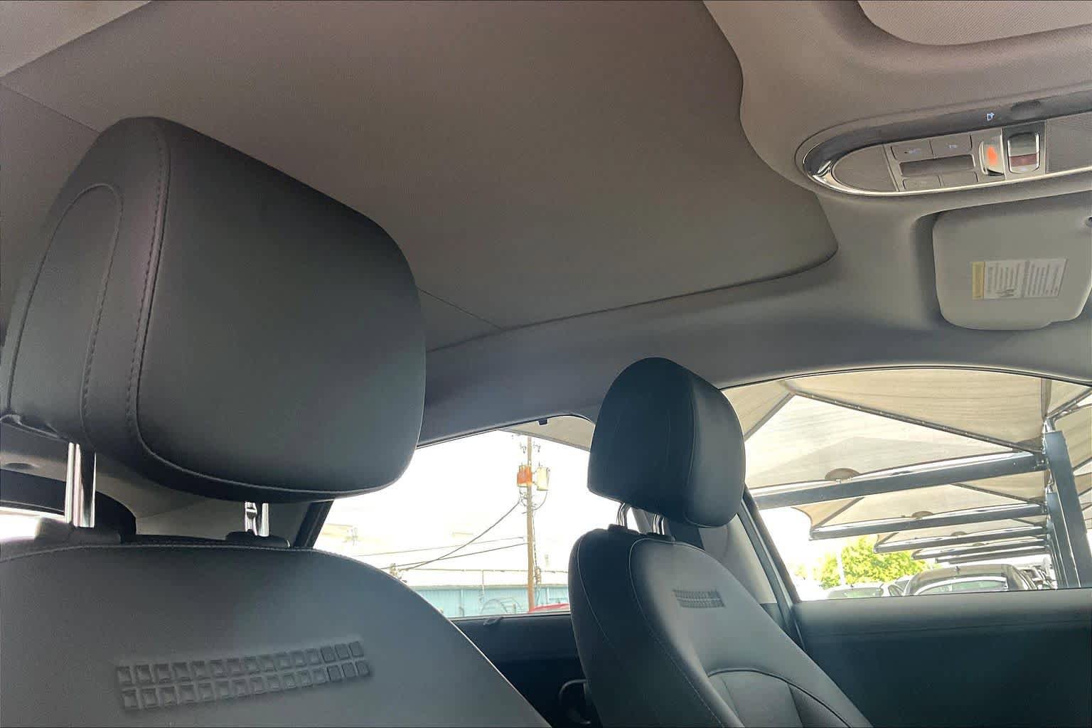 Certified 2025 Hyundai Ioniq 5 Limited AWD/4WD image 13