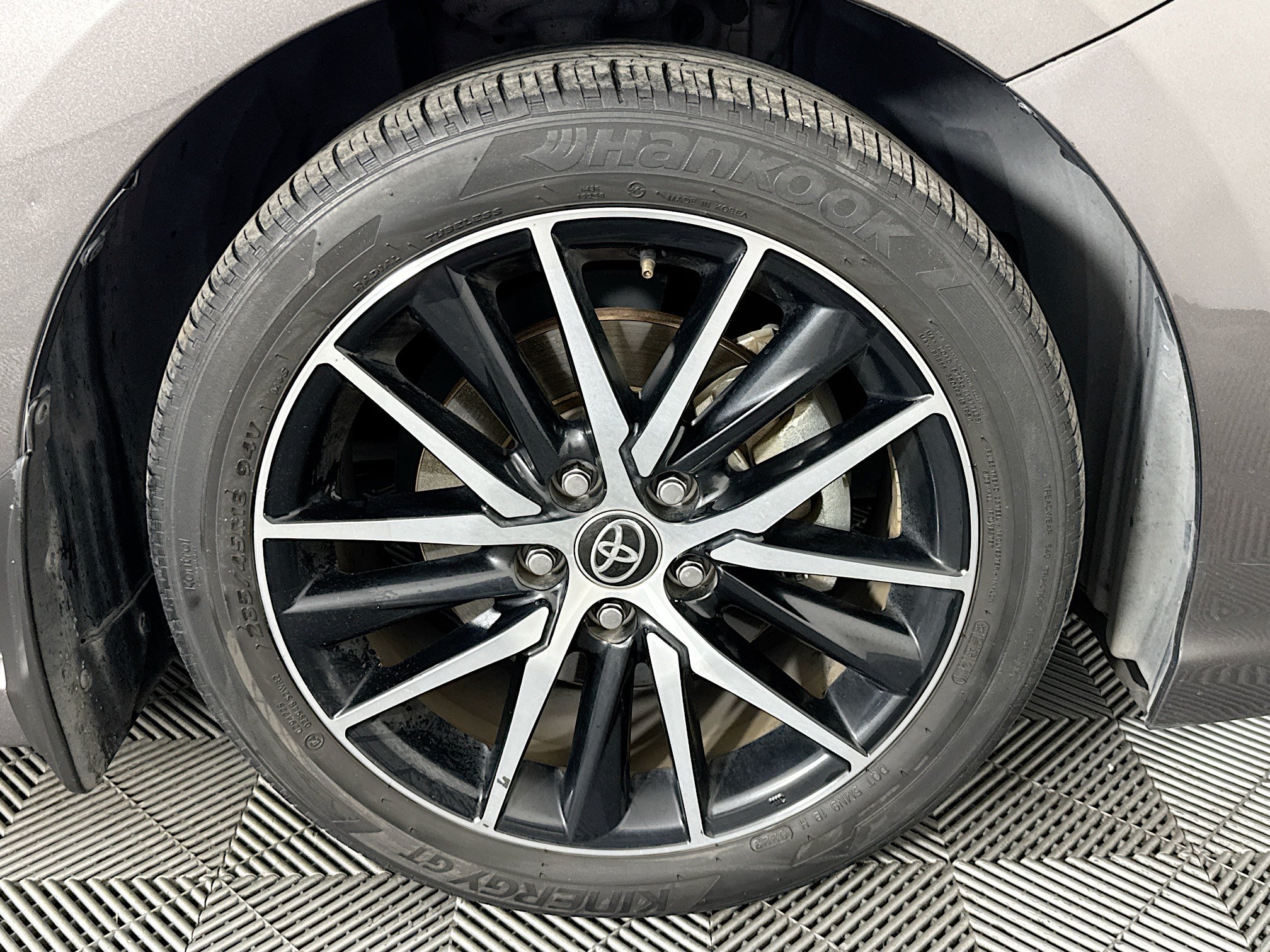 Used 2023 Toyota Camry SE FWD image 30