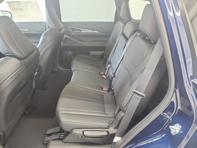 Certified 2026 INFINITI QX60 Pure w/ Cargo Package FWD image 17
