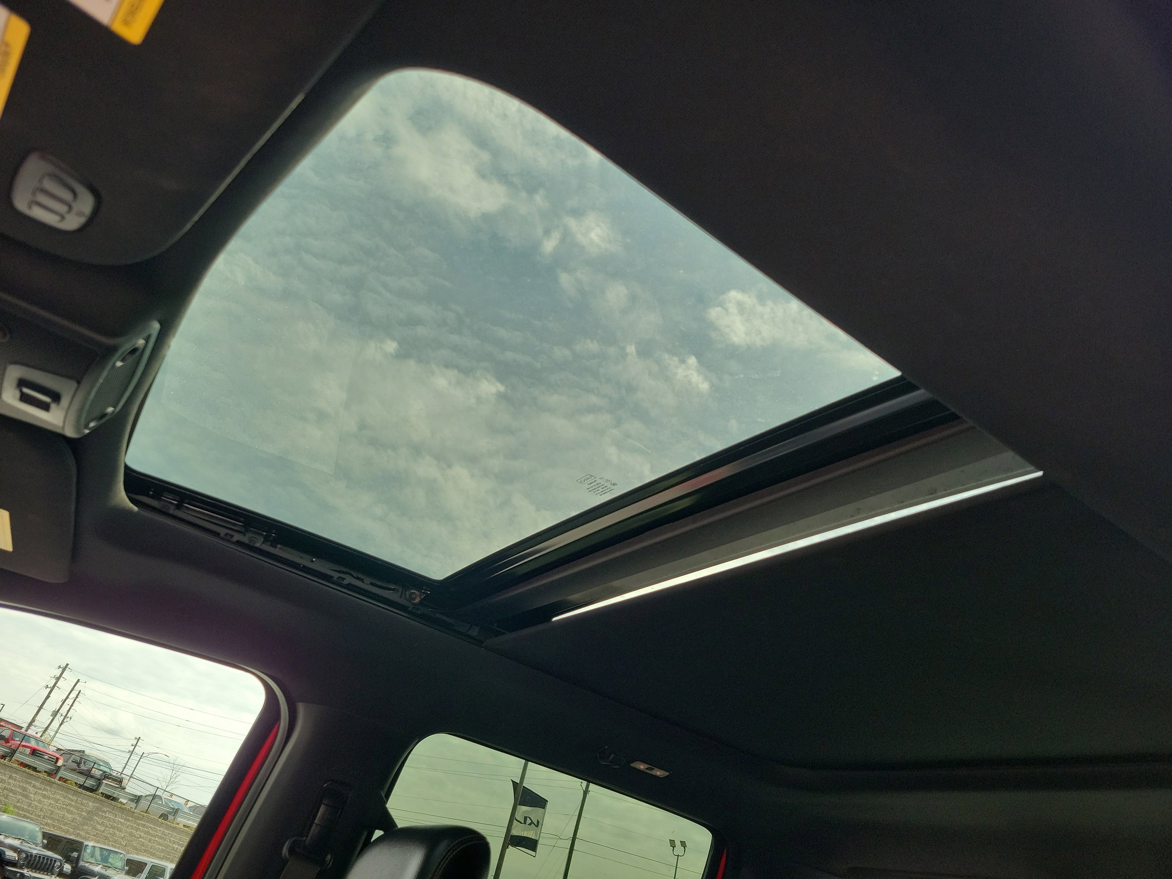 Used 2015 Ford F150 Lariat image 8