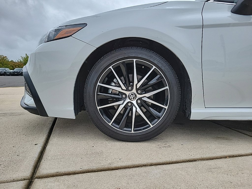 Used 2023 Toyota Camry SE FWD image 8