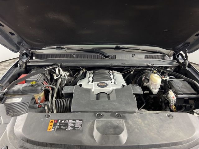 Used 2019 Cadillac Escalade Platinum image 3