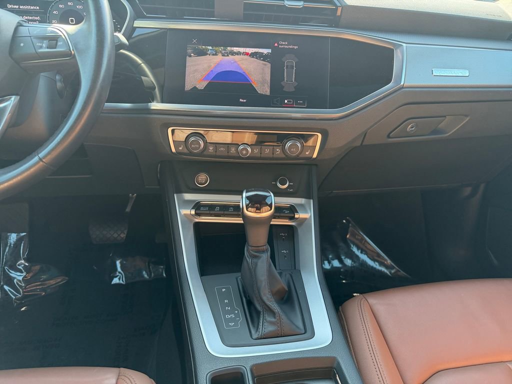 Used 2022 Audi Q3 2.0T Premium AWD/4WD image 11