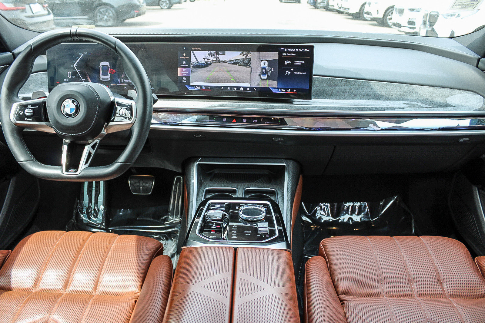 Used 2023 BMW 760i xDrive image 12