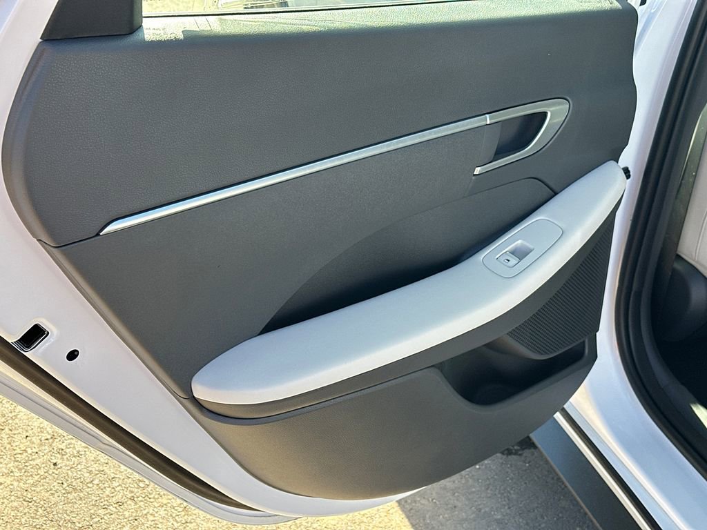 New 2025 Hyundai Sonata SE image 21