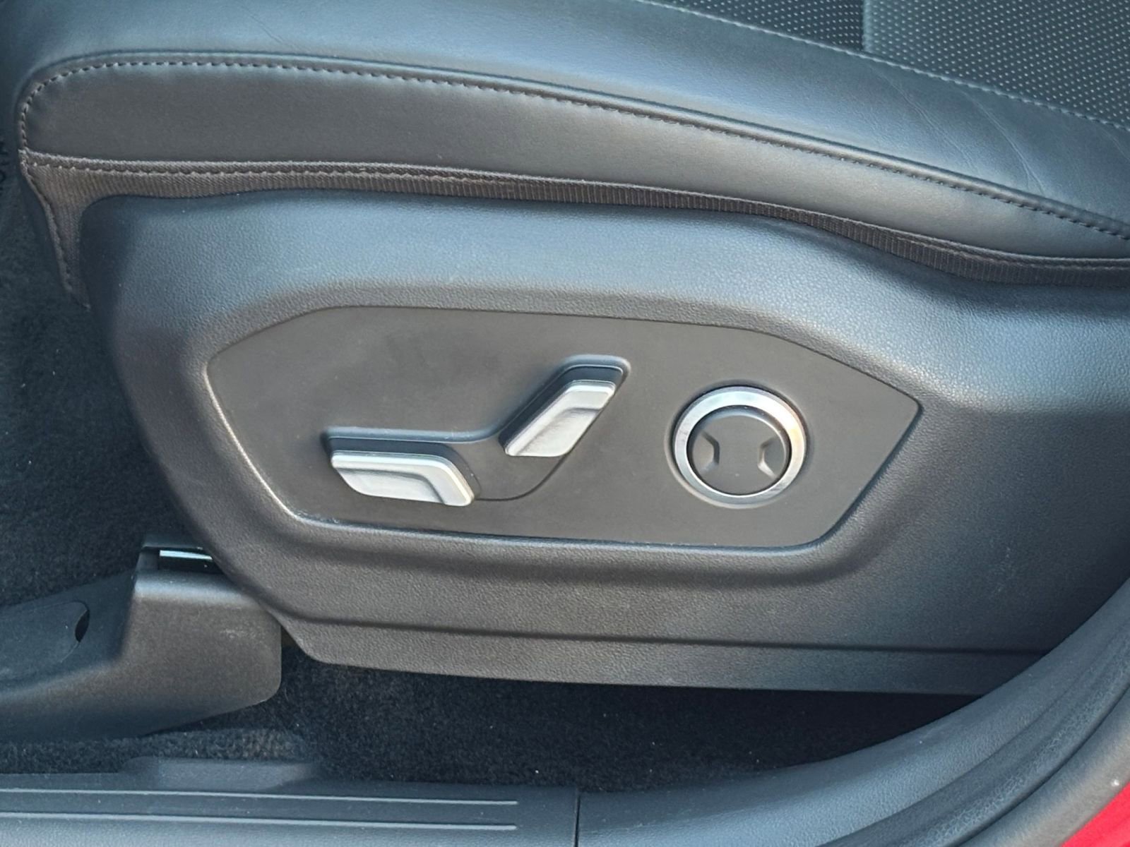 Used 2025 Hyundai Santa Fe SEL image 25