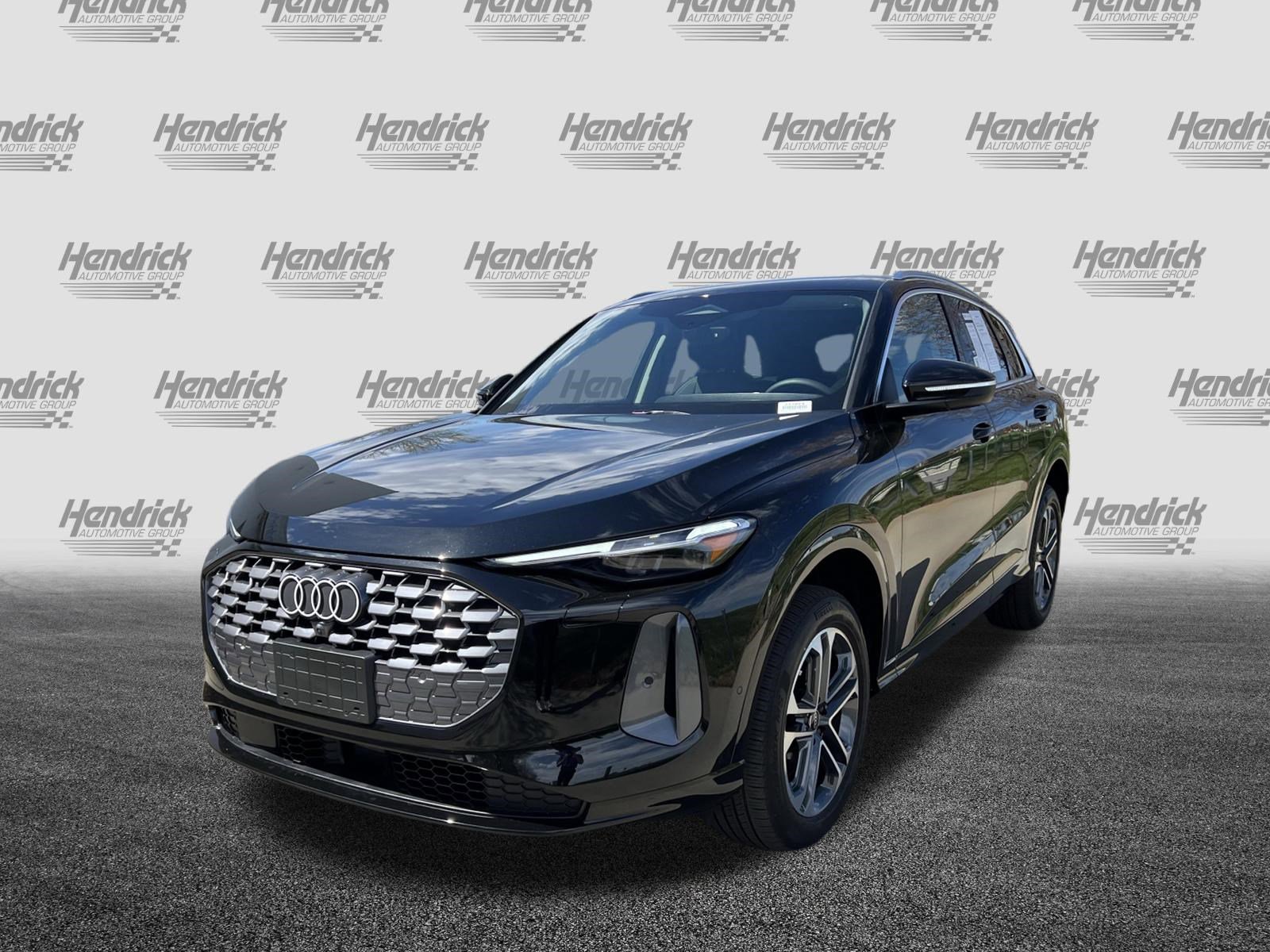 Certified 2025 Audi Q5 Premium Plus w/ Premium Plus image 5