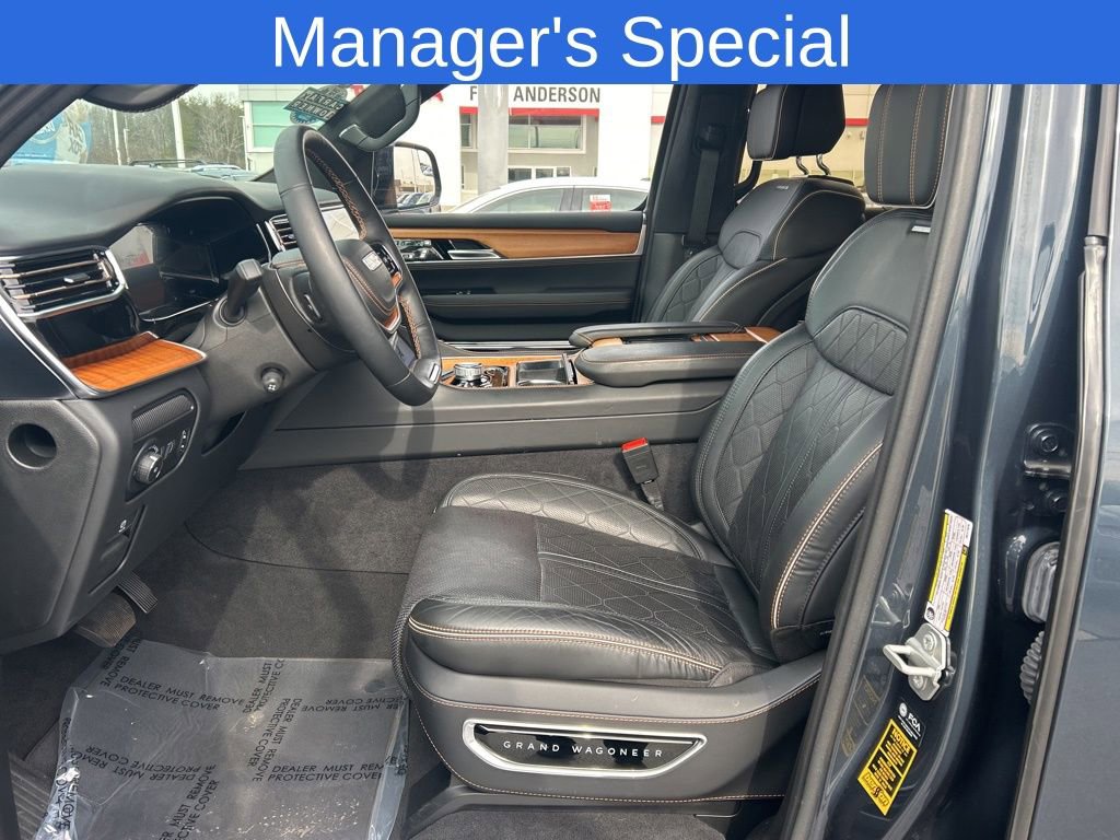 Used 2024 Jeep Grand Wagoneer Series III image 2