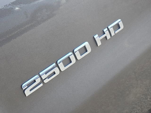 Used 2015 Chevrolet Silverado 2500 LT w/ LT Convenience Package image 12