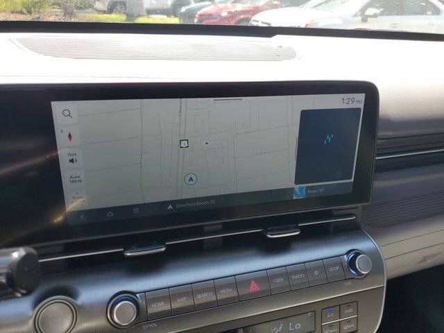 Used 2025 Hyundai Kona Limited image 23