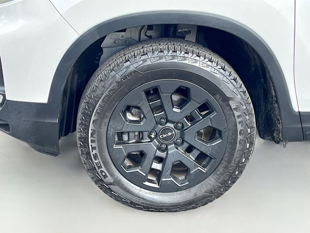Used 2023 Honda Passport TrailSport image 33