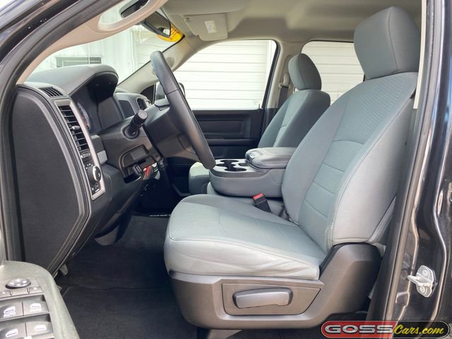 Used 2018 RAM 1500 Express AWD/4WD image 23