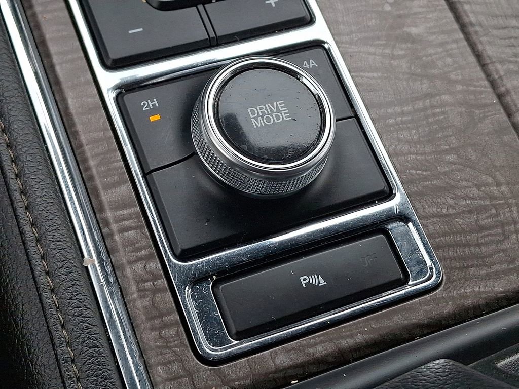 Used 2021 Ford Expedition Limited image 27