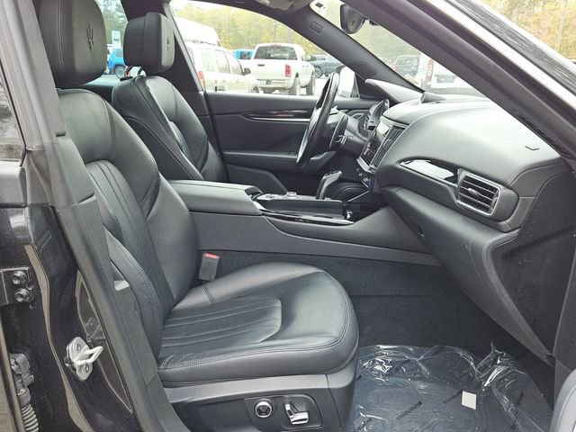 Used 2023 Maserati Levante Modena AWD/4WD image 15