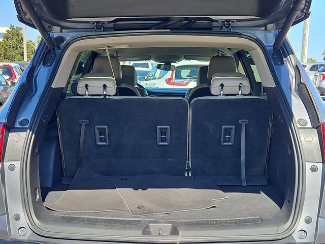 Used 2021 Buick Enclave Essence image 7