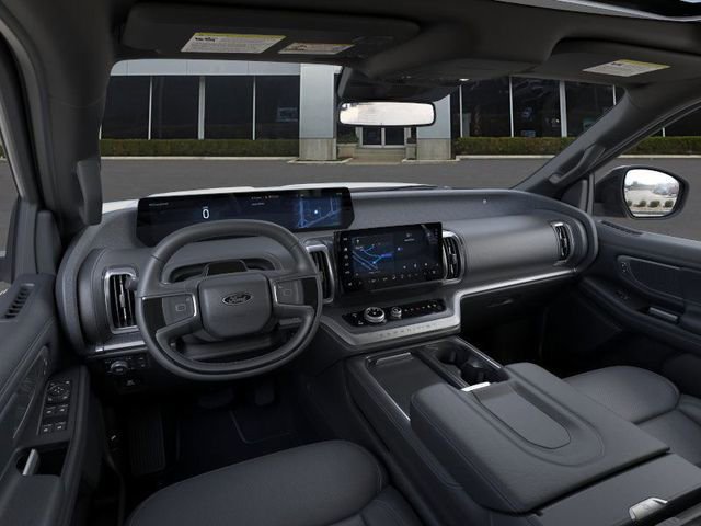 New 2025 Ford Expedition Platinum w/ Stealth Performance Package image 9
