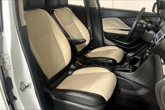 Used 2019 Buick Encore Preferred FWD image 7