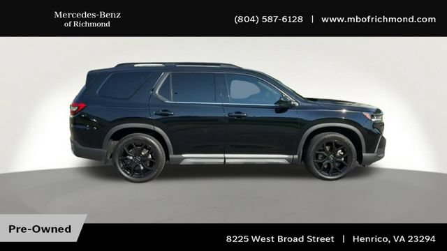Used 2025 Honda Pilot Touring image 3