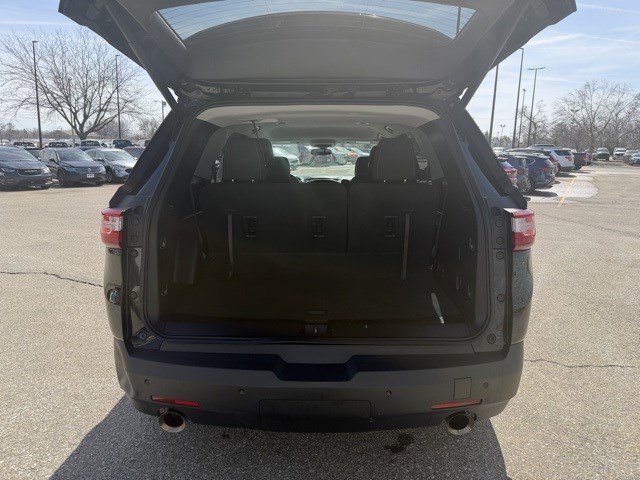 Used 2018 Chevrolet Traverse LT image 15