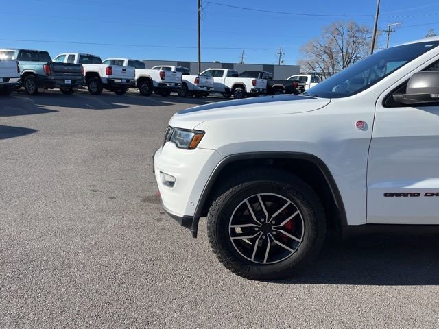 Used 2019 Jeep Grand Cherokee Trailhawk w/ Trailhawk Luxury Group AWD/4WD image 4