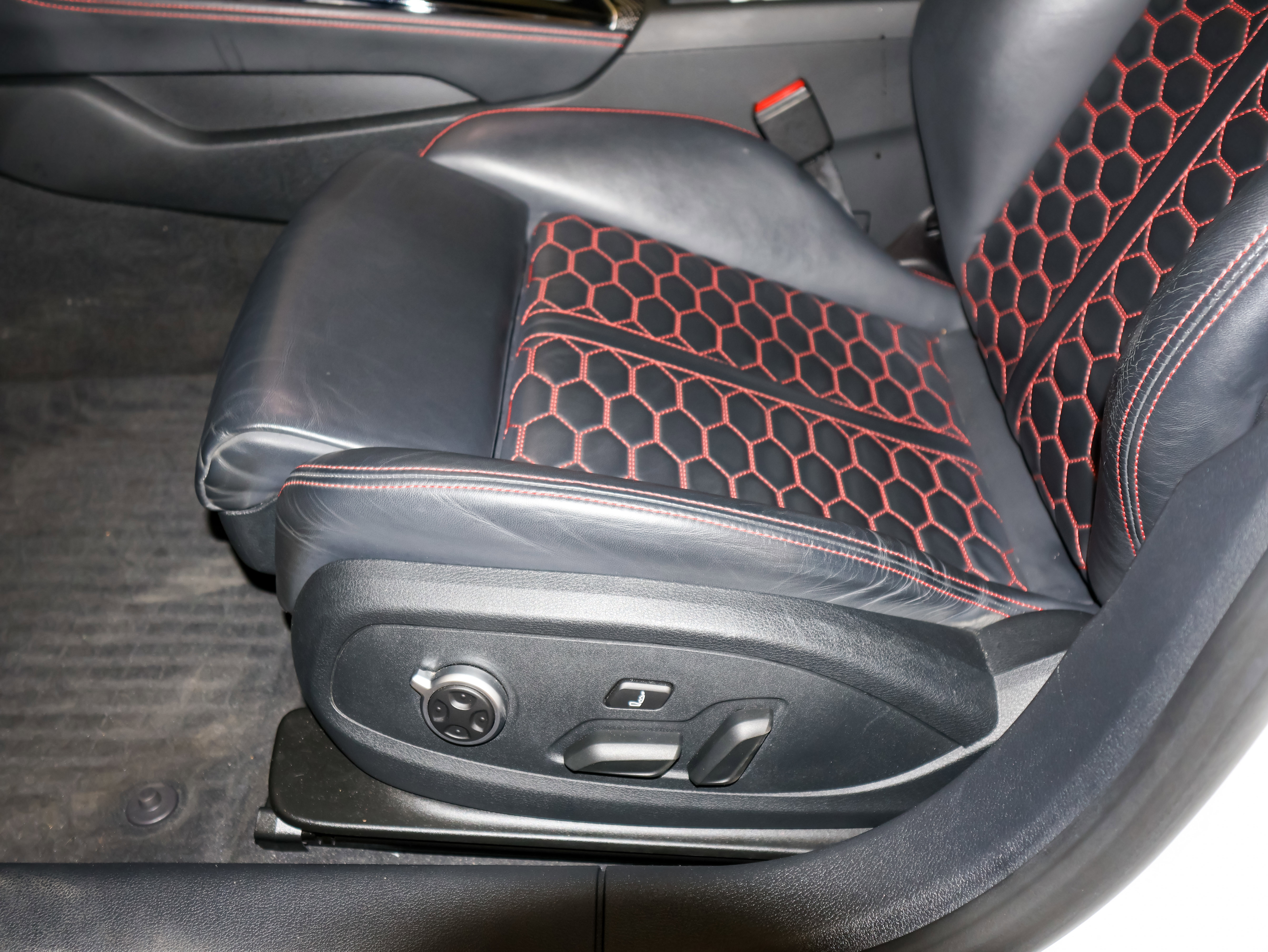 Used 2022 Audi RS 5 Sportback image 17