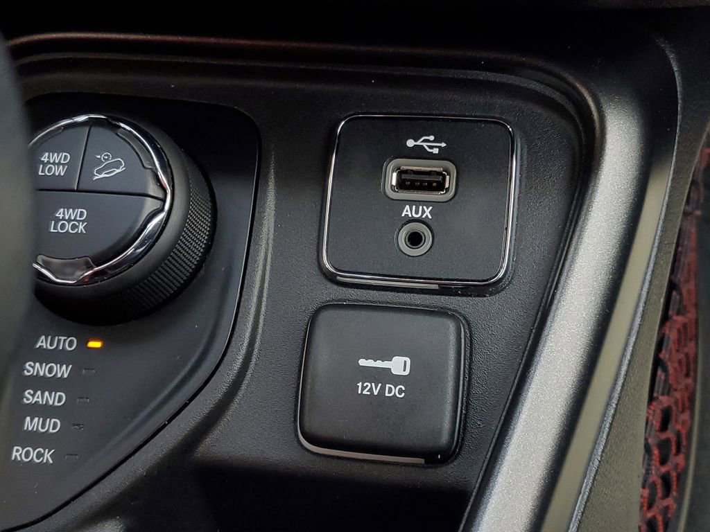 Used 2018 Jeep Compass Trailhawk w/ Leather Interior Group image 23